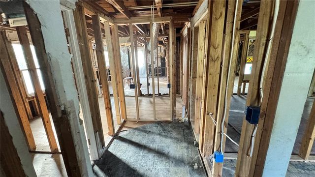 1106 E ARIZONA AVENUE, Deland, FL 32724