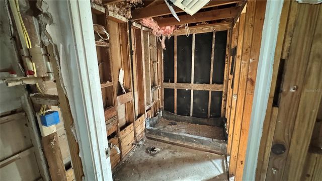 1106 E ARIZONA AVENUE, Deland, FL 32724