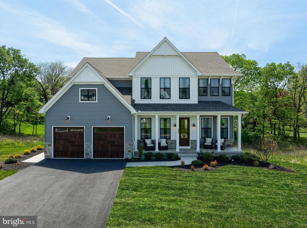 695 LAWRENCE BLVD, Lancaster, PA 17601