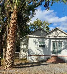 2005 MOREHOUSE Road, Jacksonville, FL 32209
