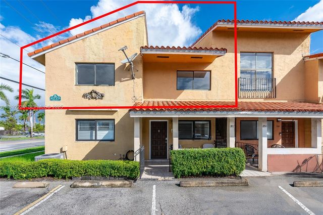 2775 W 61st Place 207, Hialeah, FL 33016