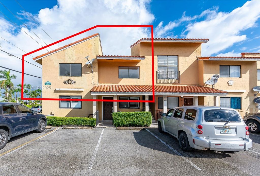 2775 W 61st Place 207, Hialeah, FL 33016