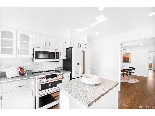 3035 N Monaco st Pkwy, Denver, CO 80207