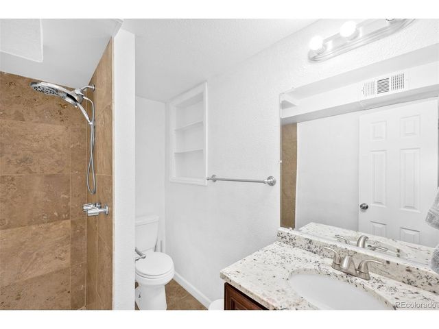 3035 N Monaco st Pkwy, Denver, CO 80207
