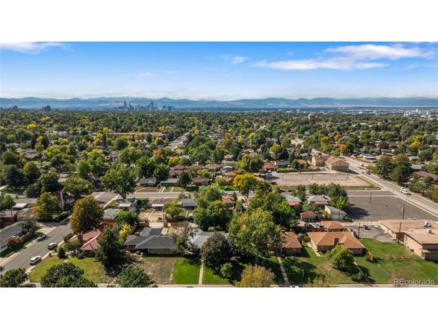3035 N Monaco st Pkwy, Denver, CO 80207