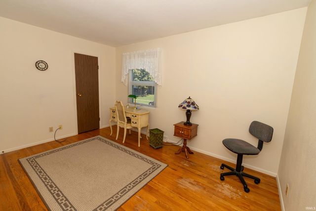 5435 York Road, South Bend, IN 46614