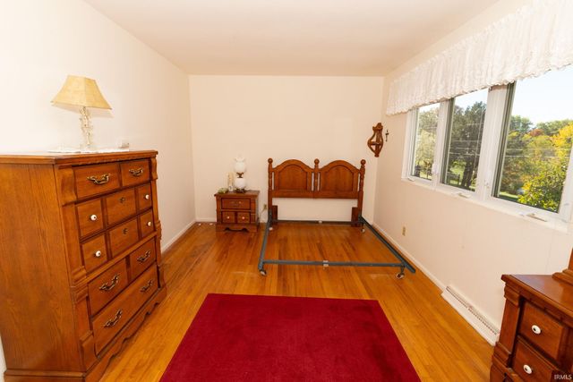 5435 York Road, South Bend, IN 46614