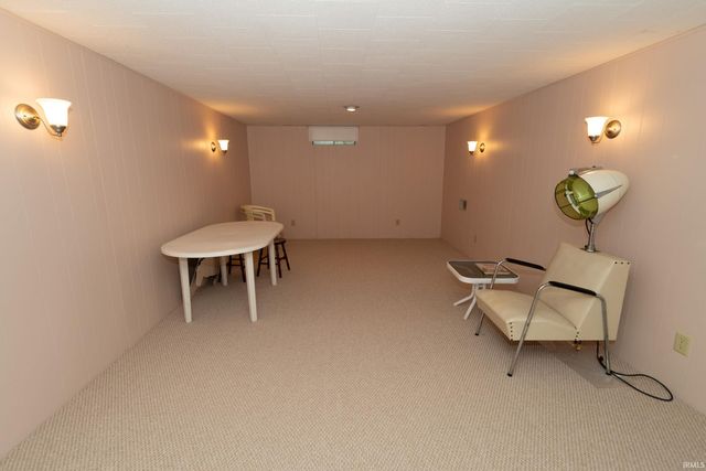 5435 York Road, South Bend, IN 46614