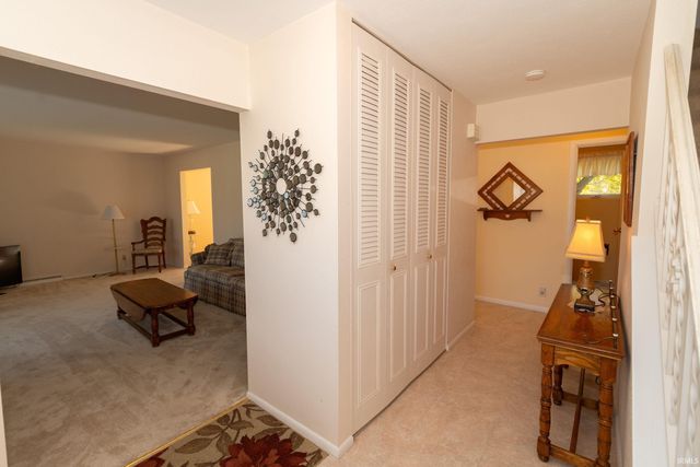 5435 York Road, South Bend, IN 46614