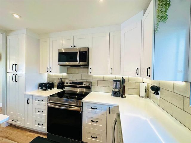 2254 OHARA COURT 1055, Orlando, FL 32812