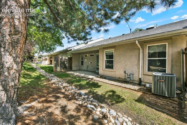 972 Tabor Place, Colorado Springs, CO 80905