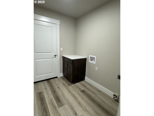 220 MILLER St, Sutherlin, OR 97479