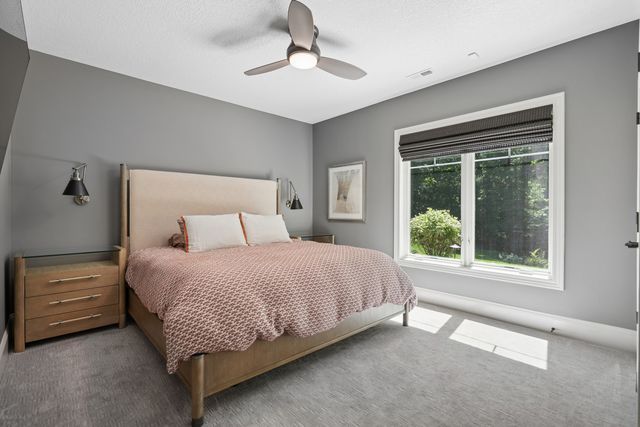4865 Woody Creek Circle, Bettendorf, IA 52722