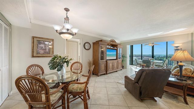 5855 MIDNIGHT PASS ROAD 605, Sarasota, FL 34242