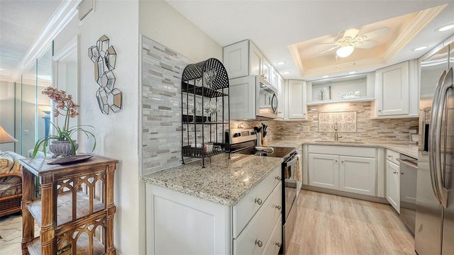 5855 MIDNIGHT PASS ROAD 605, Sarasota, FL 34242