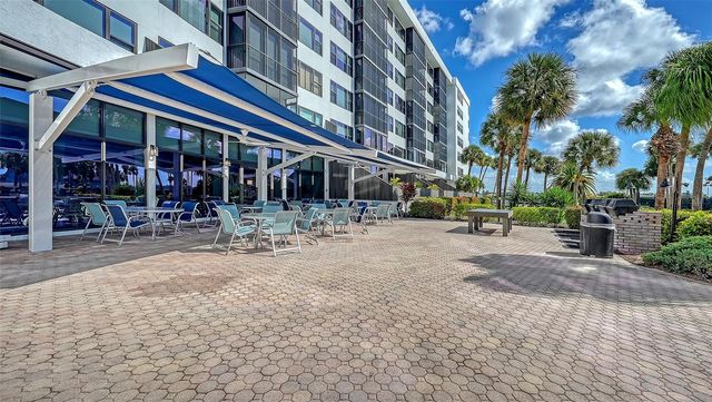 5855 MIDNIGHT PASS ROAD 605, Sarasota, FL 34242