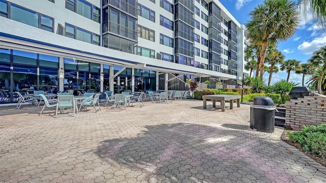 5855 MIDNIGHT PASS ROAD 605, Sarasota, FL 34242