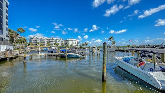 5855 MIDNIGHT PASS ROAD 605, Sarasota, FL 34242