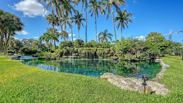 5855 MIDNIGHT PASS ROAD 605, Sarasota, FL 34242