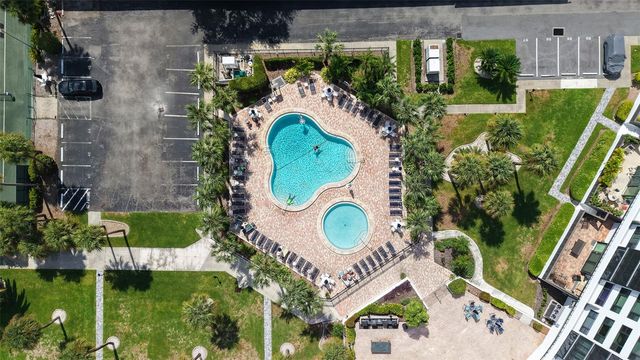 5855 MIDNIGHT PASS ROAD 605, Sarasota, FL 34242