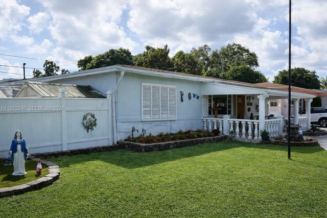 480 NE 109th St, Miami, FL 33161