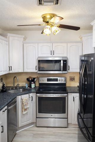 480 NE 109th St, Miami, FL 33161