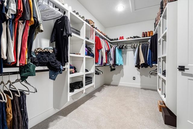 302 SW Chardonnay Street, Bentonville, AR 72712