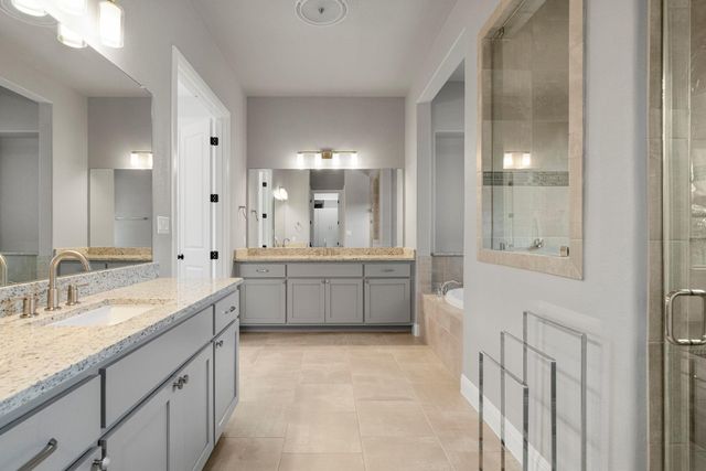 288 Hazy Hills LOOP, Dripping Springs, TX 78620