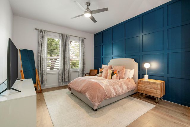 288 Hazy Hills LOOP, Dripping Springs, TX 78620