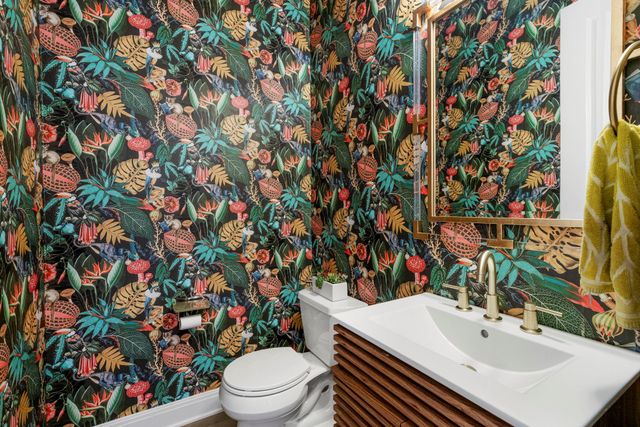 288 Hazy Hills LOOP, Dripping Springs, TX 78620