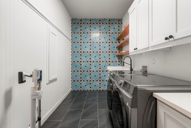 288 Hazy Hills LOOP, Dripping Springs, TX 78620