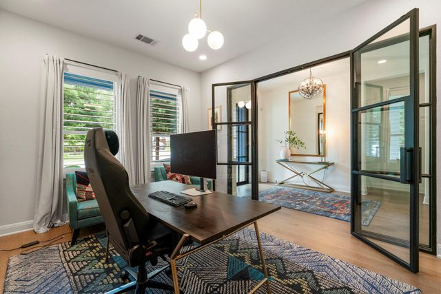 288 Hazy Hills LOOP, Dripping Springs, TX 78620