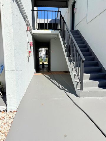 7140 NW 179th St 107, Hialeah, FL 33015