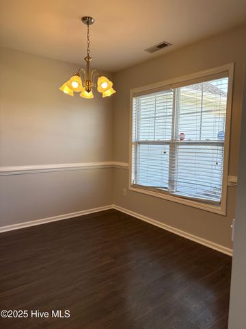 386 Sonoma Road, Jacksonville, NC 28546