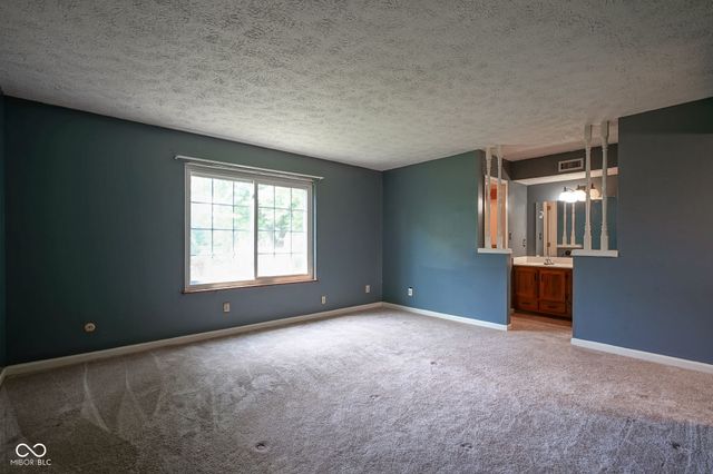 8809 Haddington Drive N, Indianapolis, IN 46256