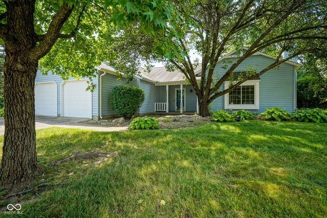 8809 Haddington Drive N, Indianapolis, IN 46256