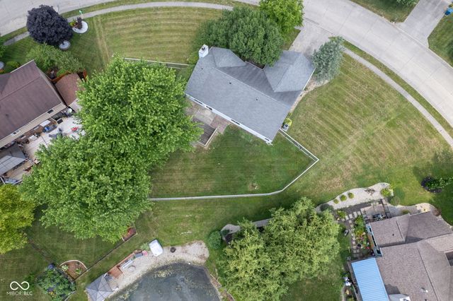 8809 Haddington Drive N, Indianapolis, IN 46256