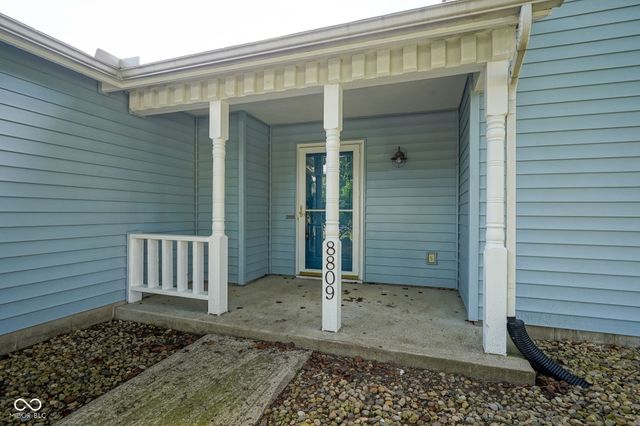 8809 Haddington Drive N, Indianapolis, IN 46256