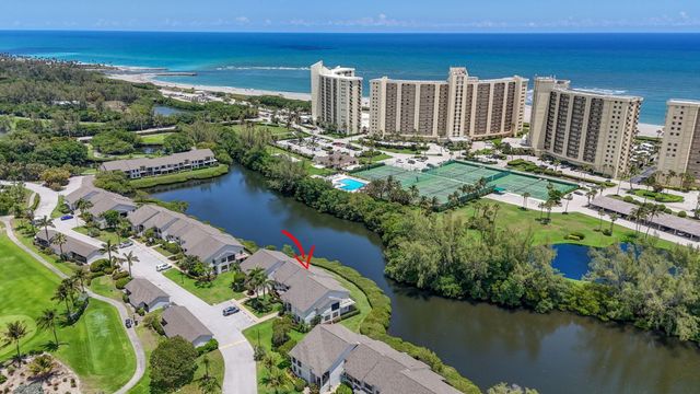 2104 Fairway Drive S, Jupiter, FL 33477