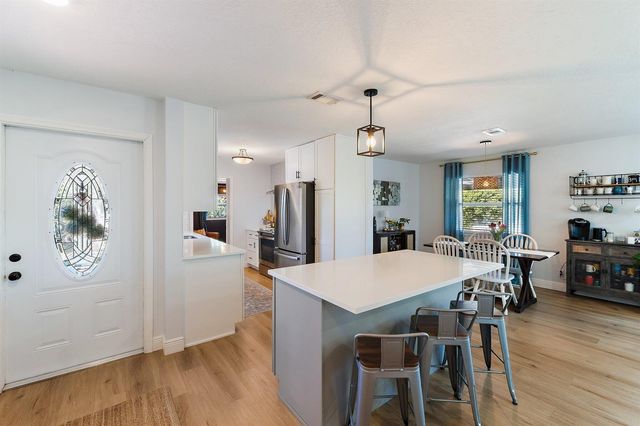 1401 N Lake Court, Lake Clarke Shores, FL 33406