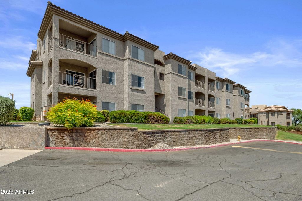 13700 N FOUNTAIN HILLS Boulevard 333, Fountain Hills, AZ 85268 — exterior