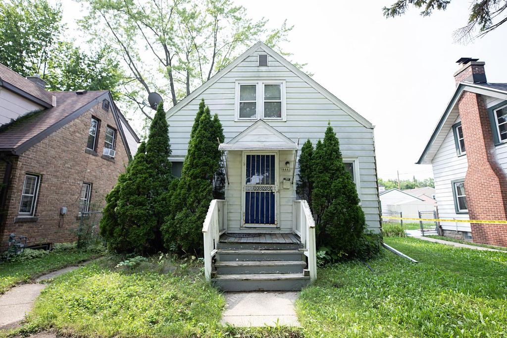 4441 N 36th STREET, Milwaukee, WI 53209