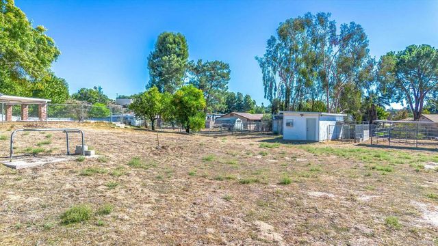 33155 Avenue D, Yucaipa, CA 92399