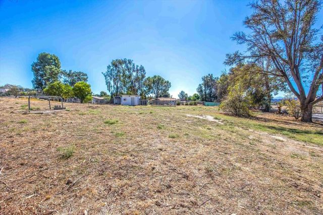 33155 Avenue D, Yucaipa, CA 92399
