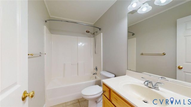 10498 Dellwood Rd, Glen Allen, VA 23059