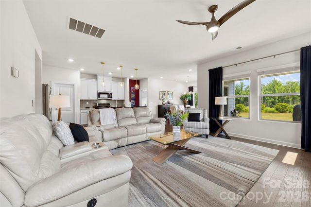 5727 Lavaux Court, Charlotte, NC 28214