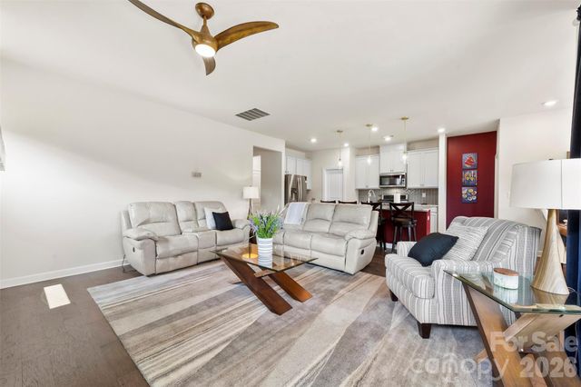 5727 Lavaux Court, Charlotte, NC 28214