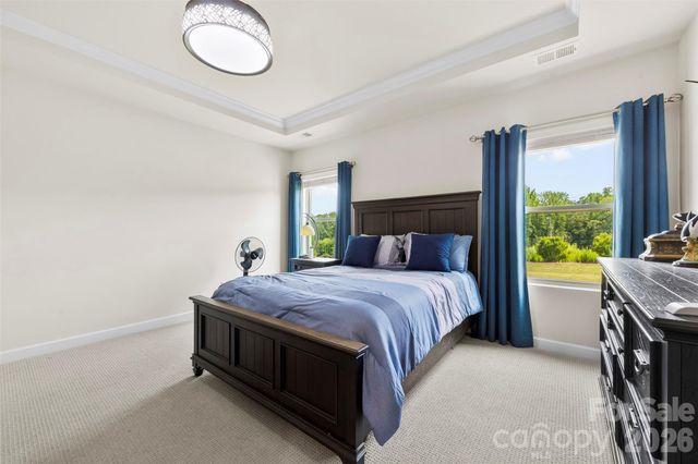 5727 Lavaux Court, Charlotte, NC 28214