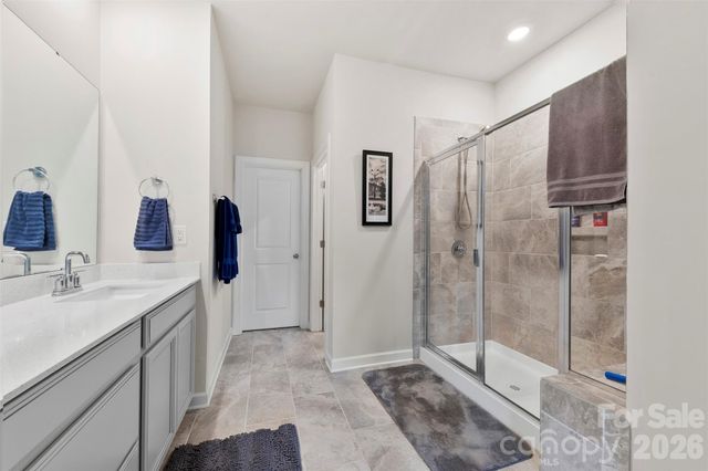 5727 Lavaux Court, Charlotte, NC 28214