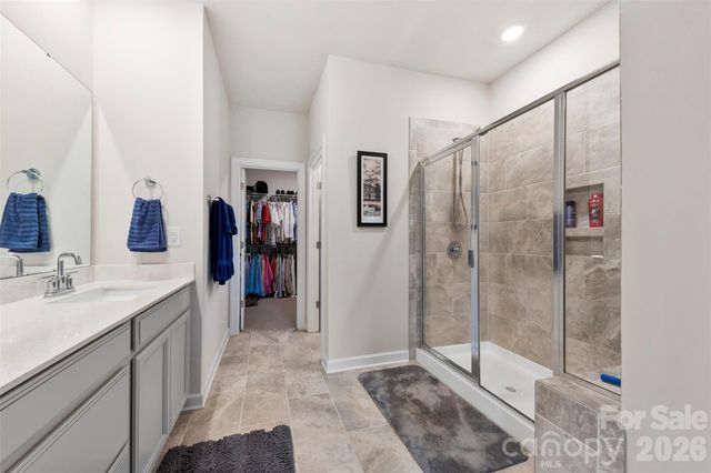 5727 Lavaux Court, Charlotte, NC 28214